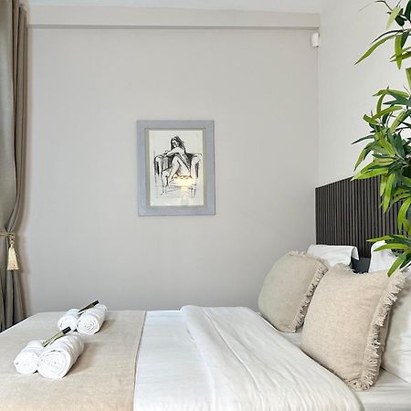 Apartamento Saint Germain des Prés - Deluxe Parisian Loft - 5492 Exterior foto